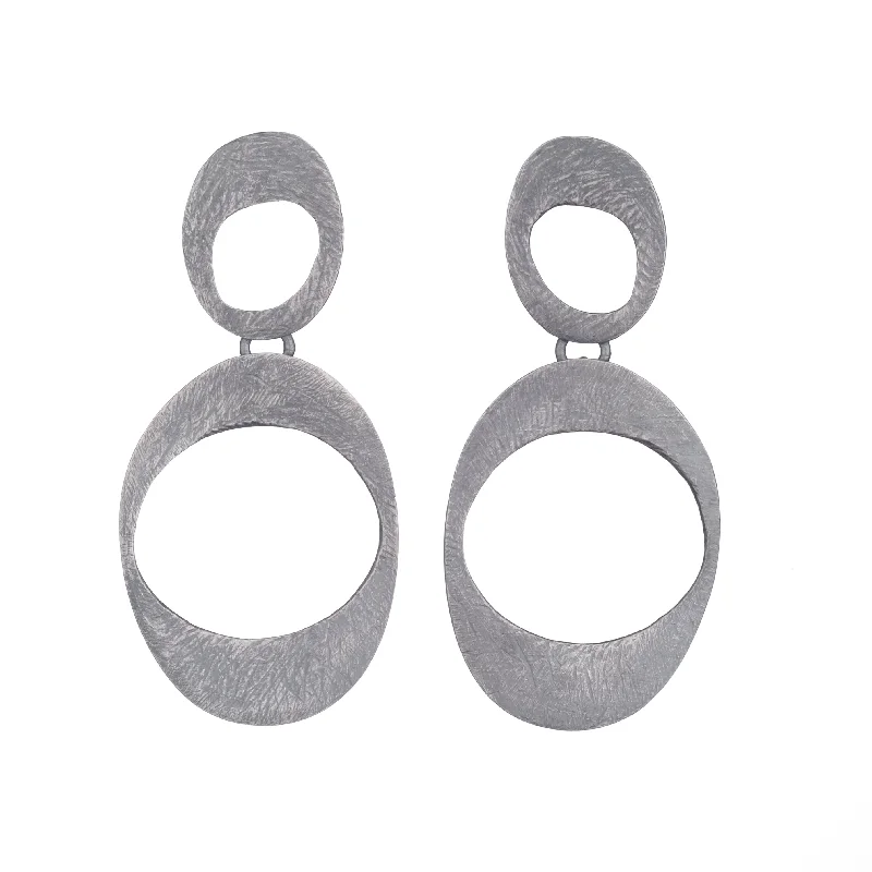 Luxury Earrings for Wedding-Carved Open Organic Ovals Earrings