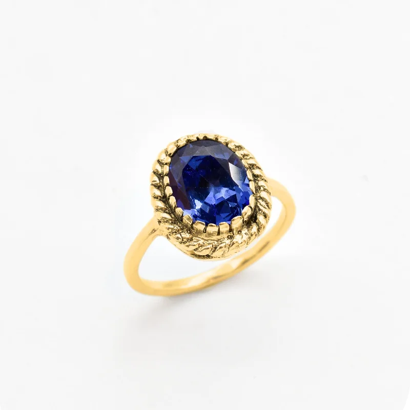 Modern Sapphire Engagement Ring-Gold Tanzanite Ring - Blue Cocktail Ring - Vintage Oval Ring