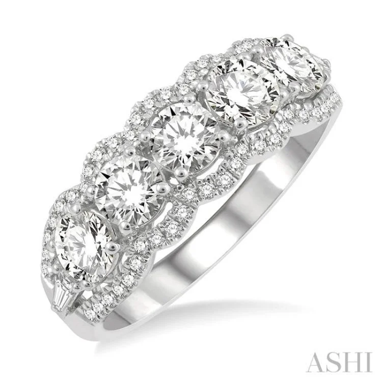 Gorgeous Wedding Band-1 1/2 ctw Baguette and Round Cut Diamond Fashion Ring in 14K White Gold