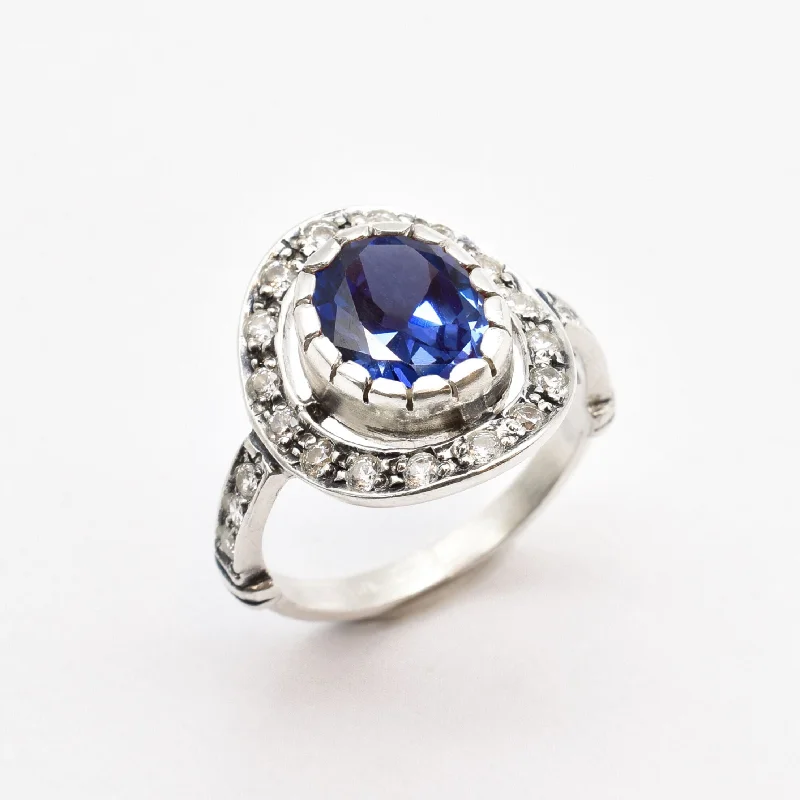 Custom Engagement Ring Set for Women-Tanzanite Cocktail Ring - Blue Oval Ring - Vintage Halo Ring